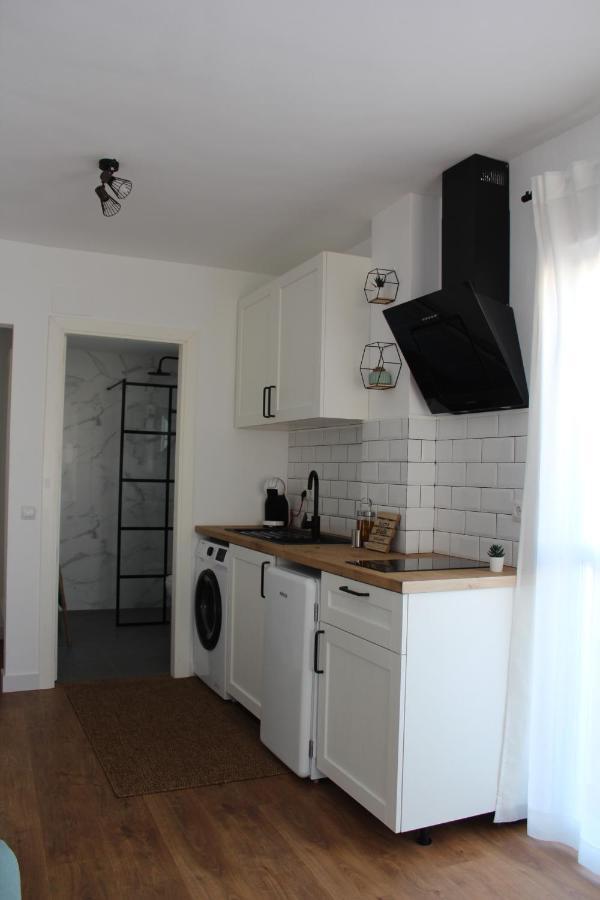 Brand New Studio With Terrace And Bbq Close To City Center Malaga Exterior photo